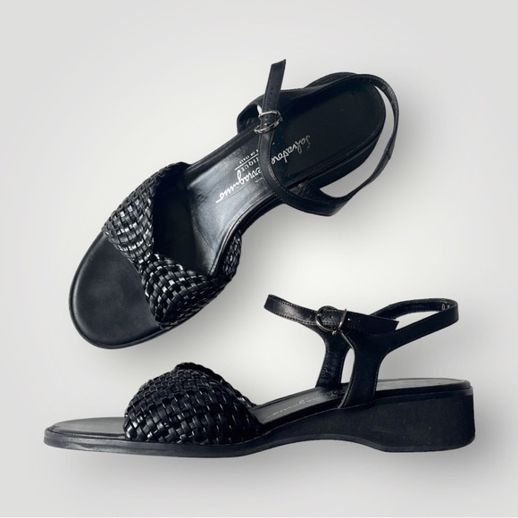 Ferragamo Classic Slingback Sandals Woven Leather Top Black Leather Shoes 8B - Picture 1 of 14